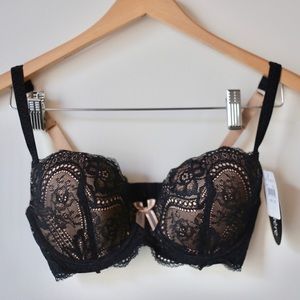 Le Mystere Bra NWT size 32D
